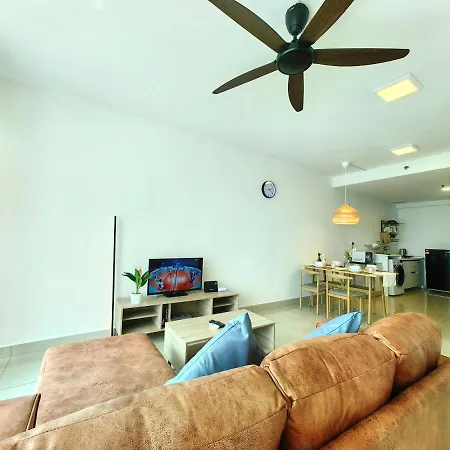 T4 1-10Pax 2Room Trefoil Cozy Home Setia Alam Wifi Exterior photo