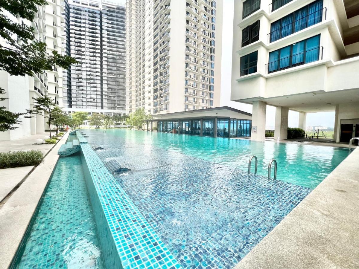 T4 1-10pax 2room Trefoil Cozy Wifi Apartment Setia Alam