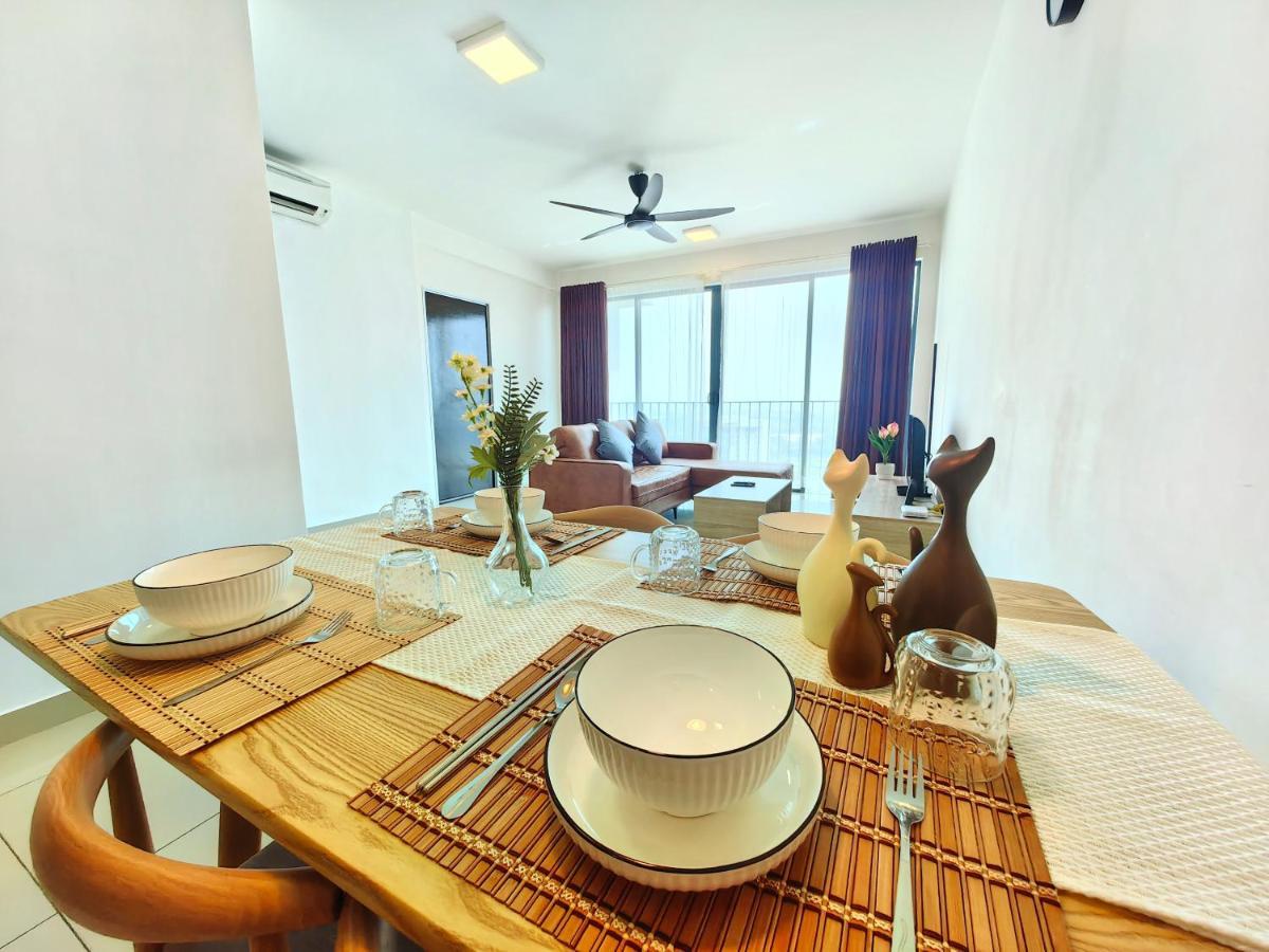 T4 1-10pax 2room Trefoil Cozy Wifi Apartment Setia Alam